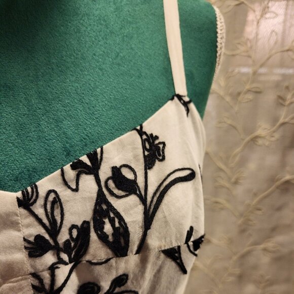 JCrew Women's Embroidered Sundress Off-White & Black 4 - Picture 3 of 11